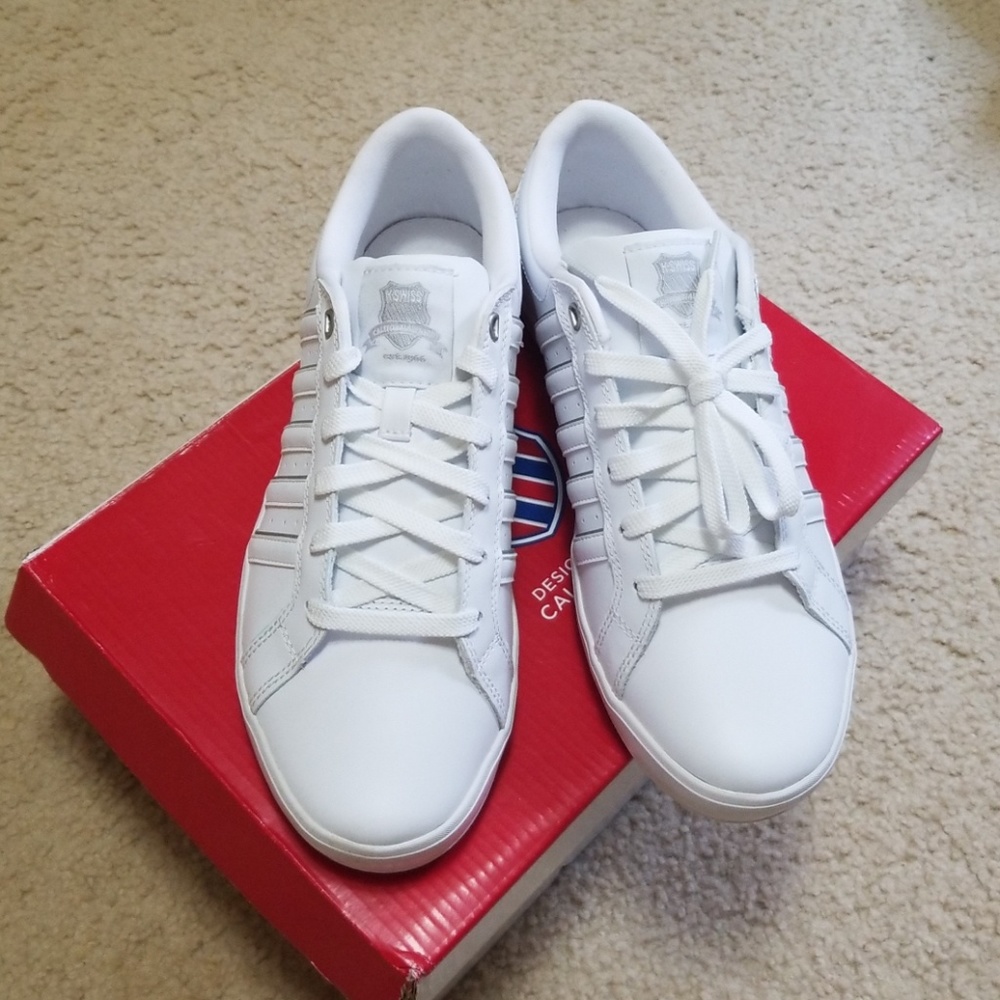 K-Swiss - BRAND NEW!!